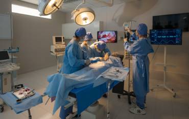 Surgery & Ambulatory Surgery Centers